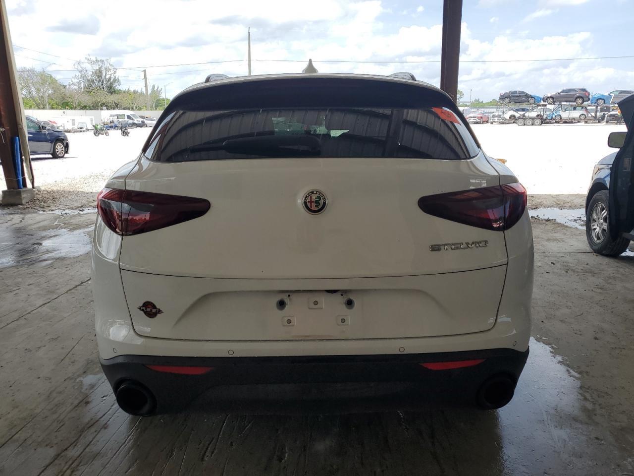 2022 ALFA ROMEO Stelvio