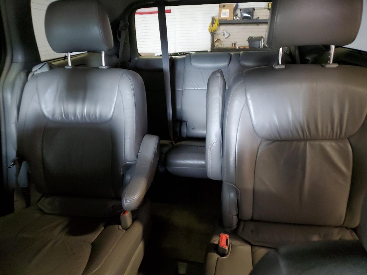 2007 TOYOTA SIENNA