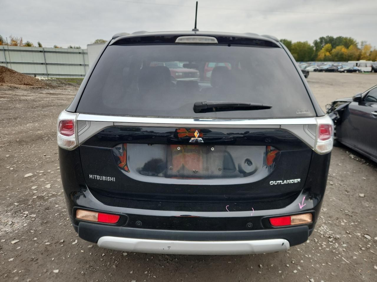 2015 MITSUBISHI outlander