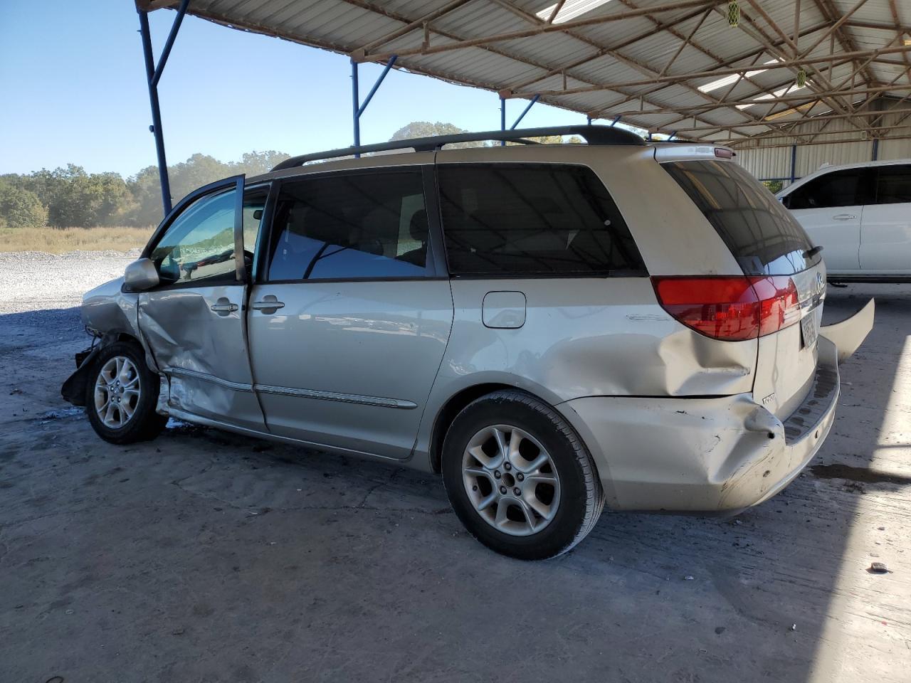 2005 TOYOTA SIENNA