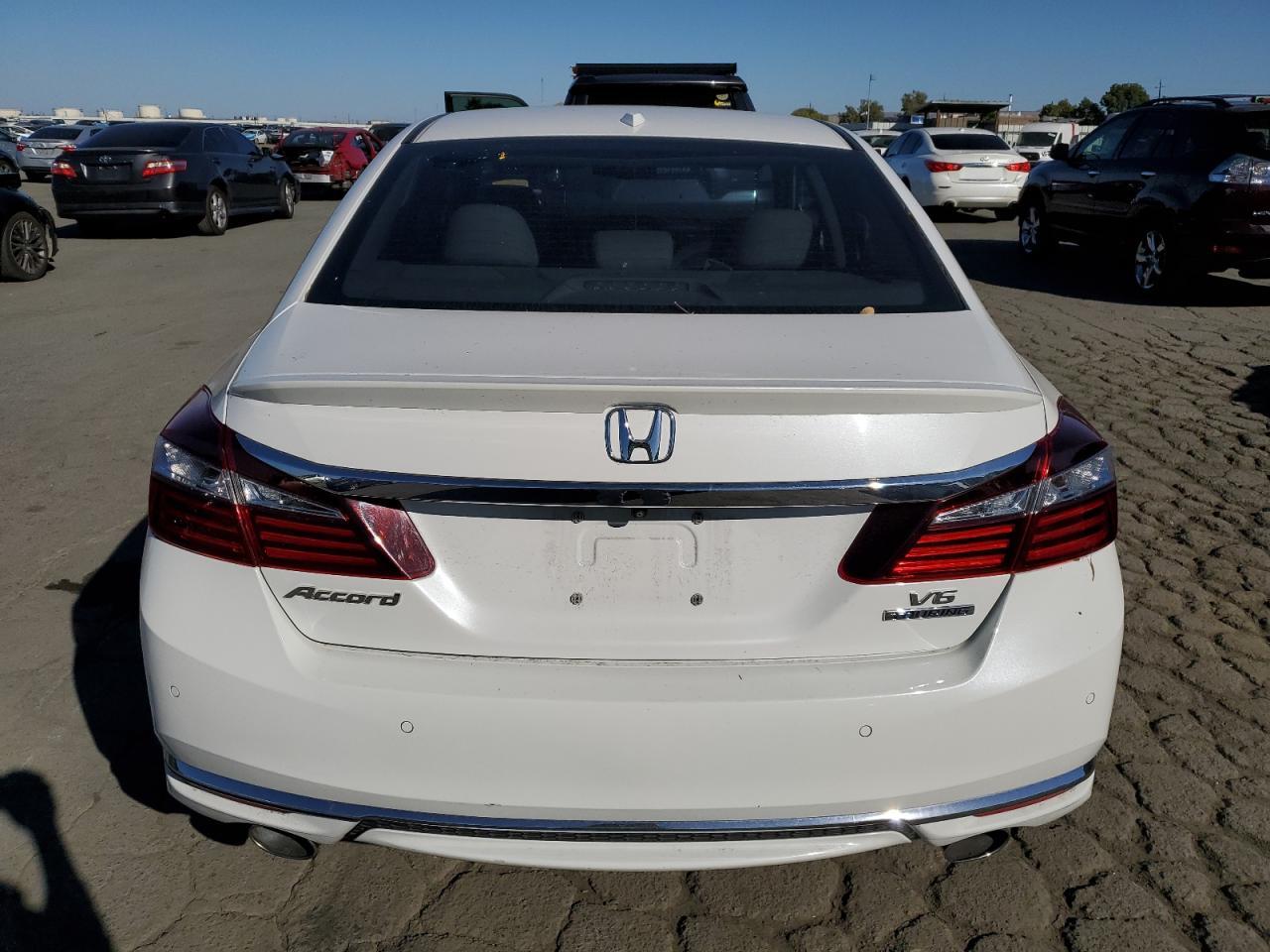 2016 HONDA ACCORD