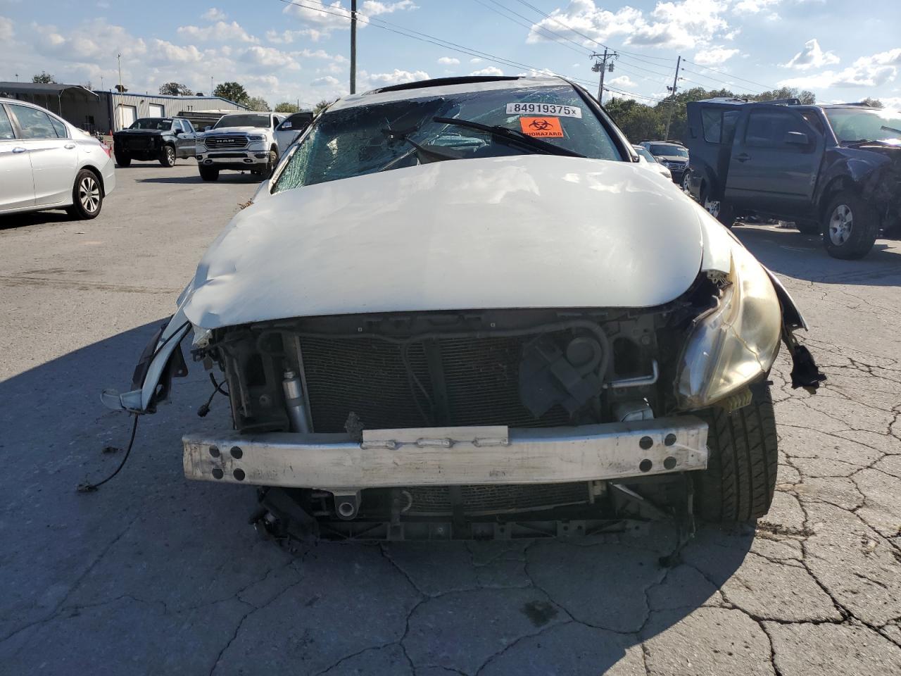 2013 INFINITI G37