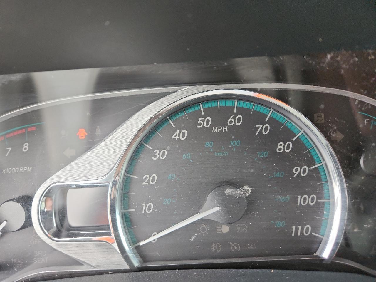 2011 TOYOTA SIENNA