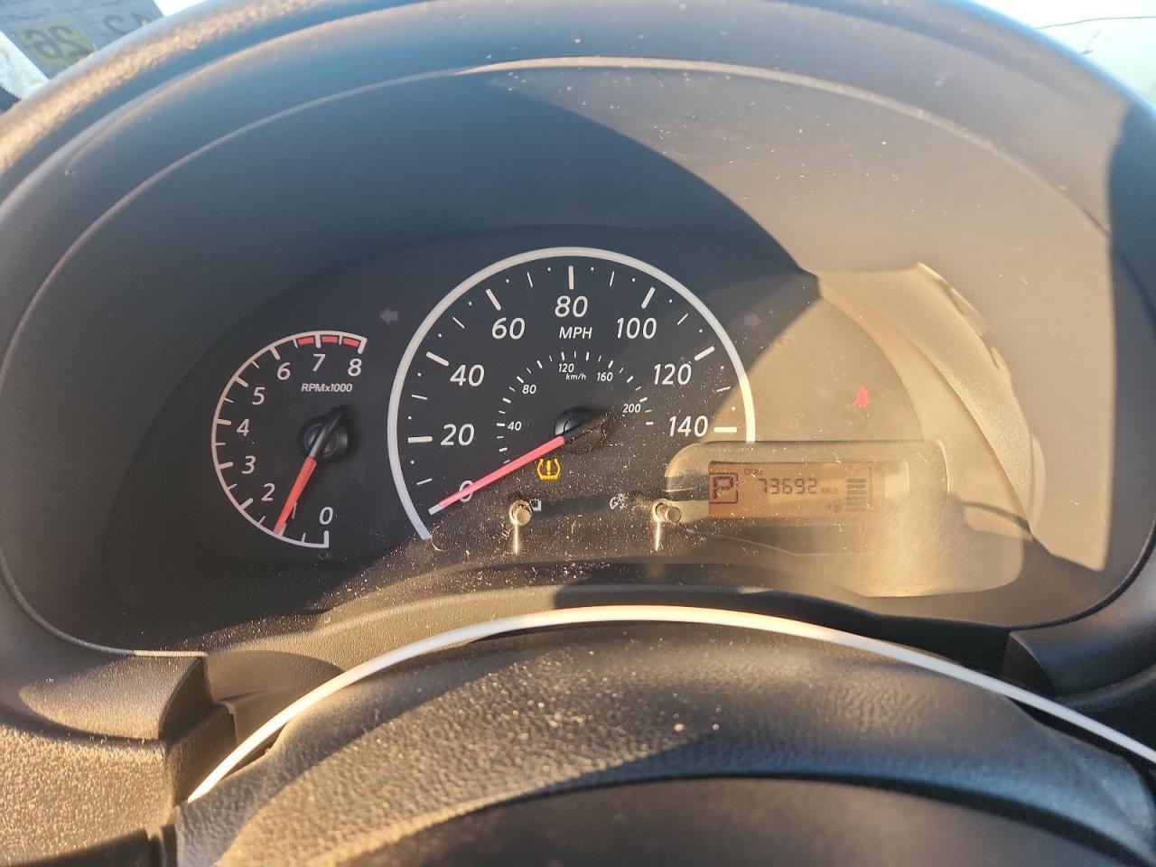 2015 NISSAN VERSA