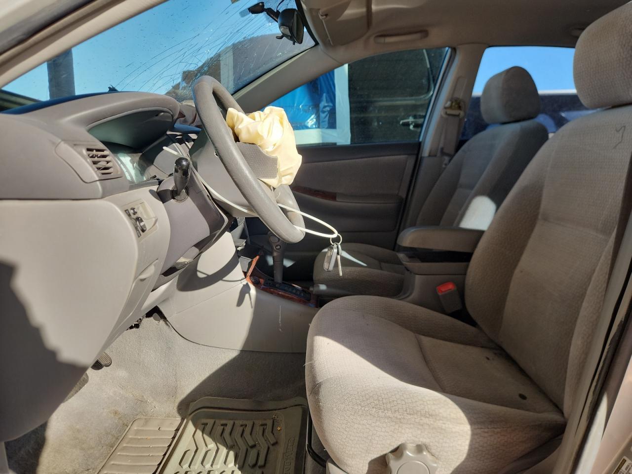 2004 TOYOTA COROLLA