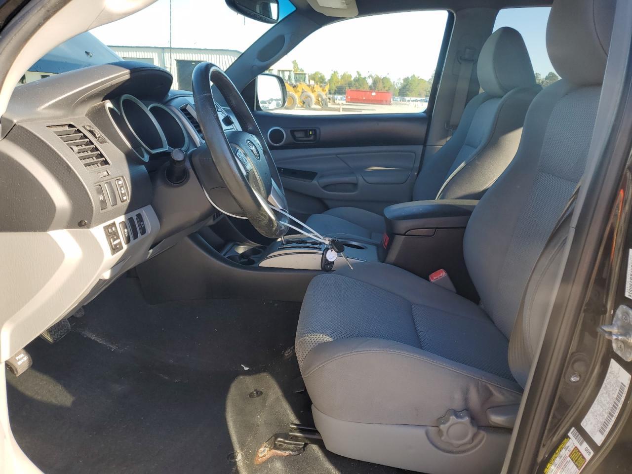 2012 TOYOTA TACOMA