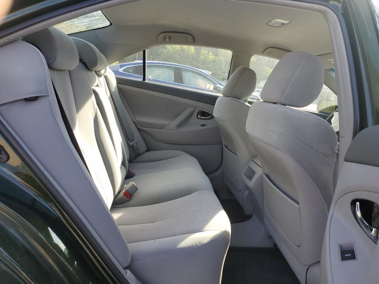 2011 TOYOTA CAMRY