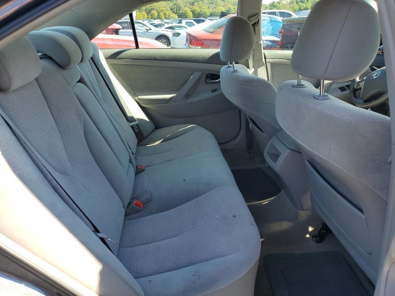 2011 TOYOTA CAMRY