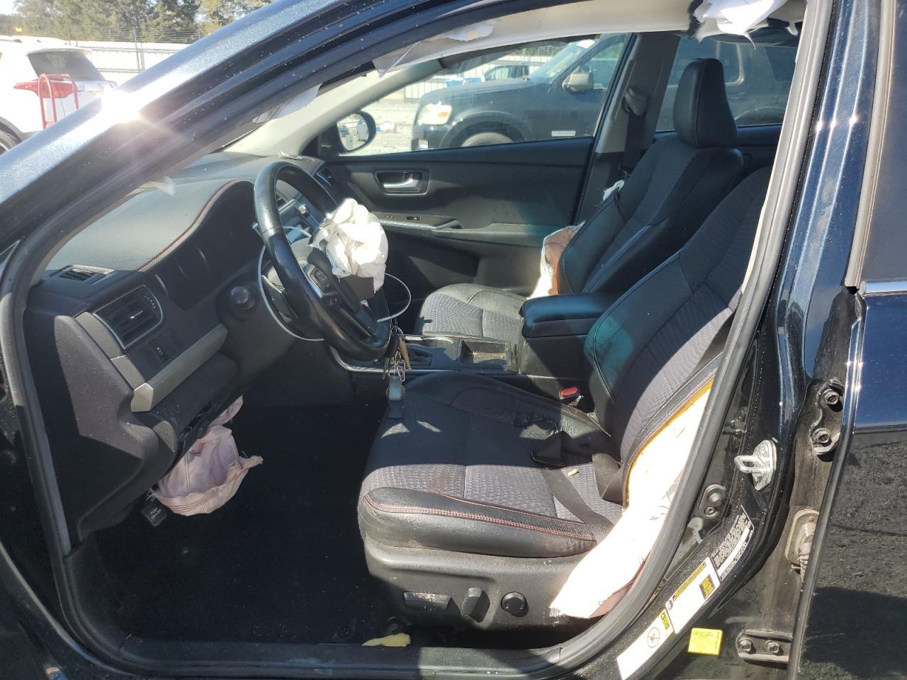 2015 TOYOTA CAMRY