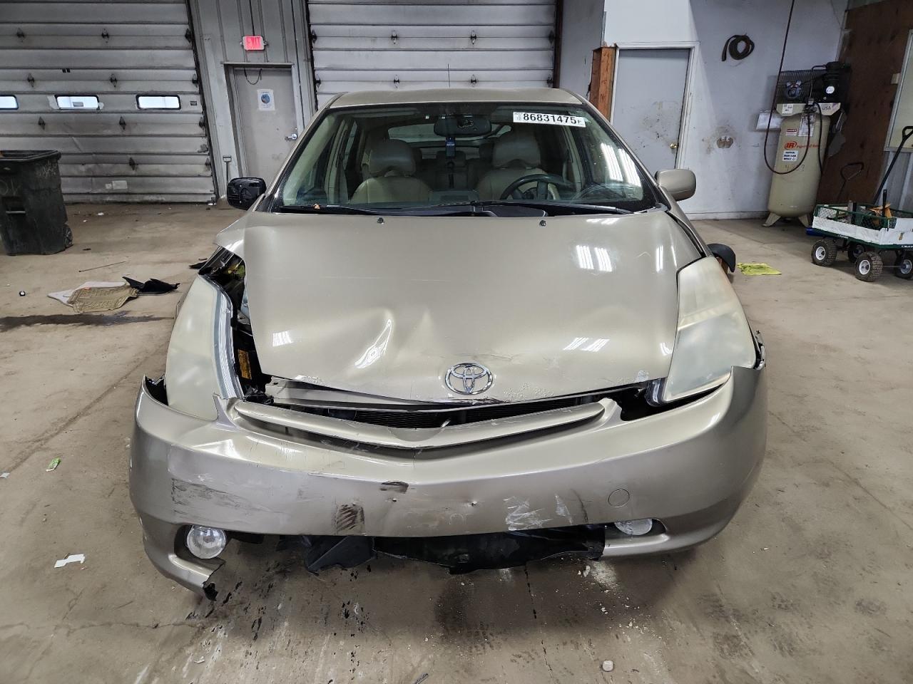 2004 TOYOTA PRIUS