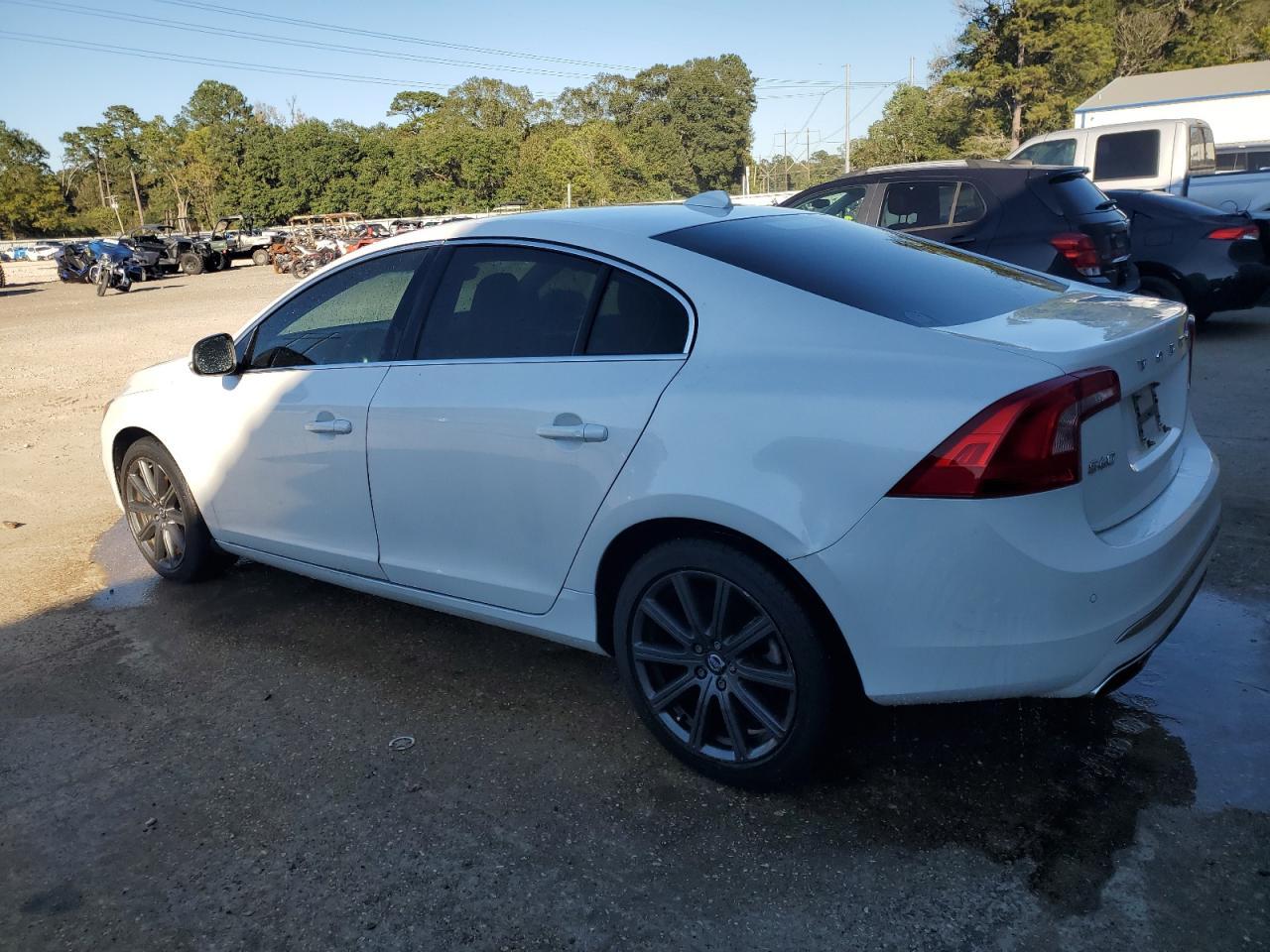 2018 VOLVO S60