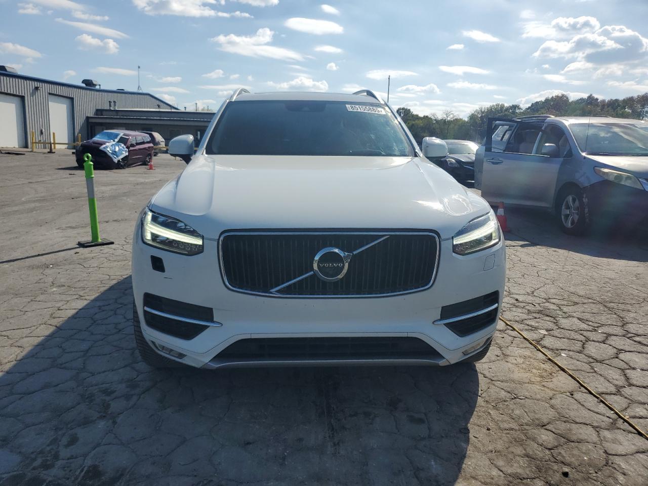 2019 VOLVO XC90