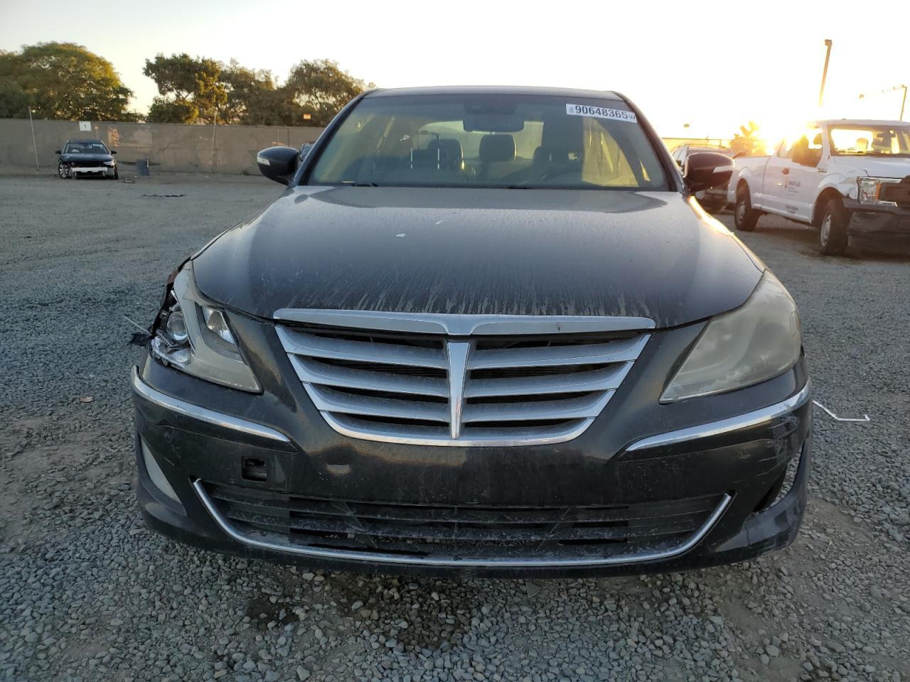 2012 HYUNDAI GENESIS