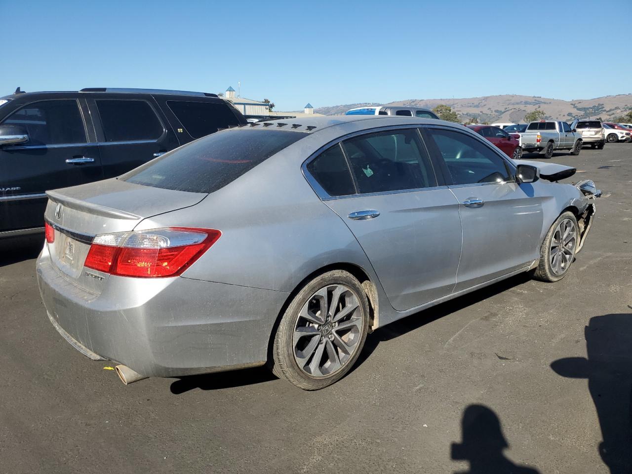 2015 HONDA ACCORD