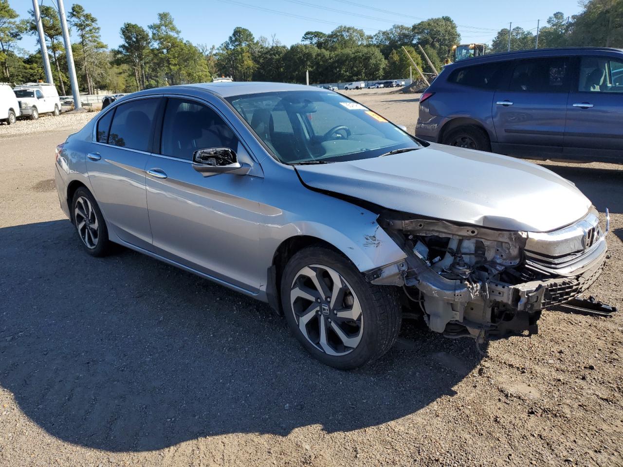 2016 HONDA ACCORD