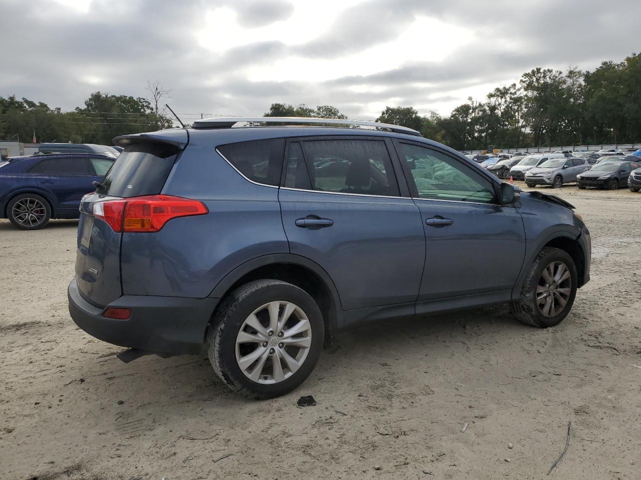 2014 TOYOTA RAV4