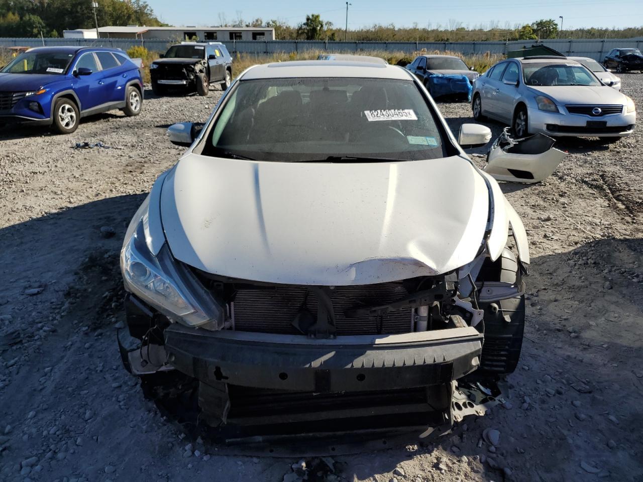 2017 NISSAN ALTIMA