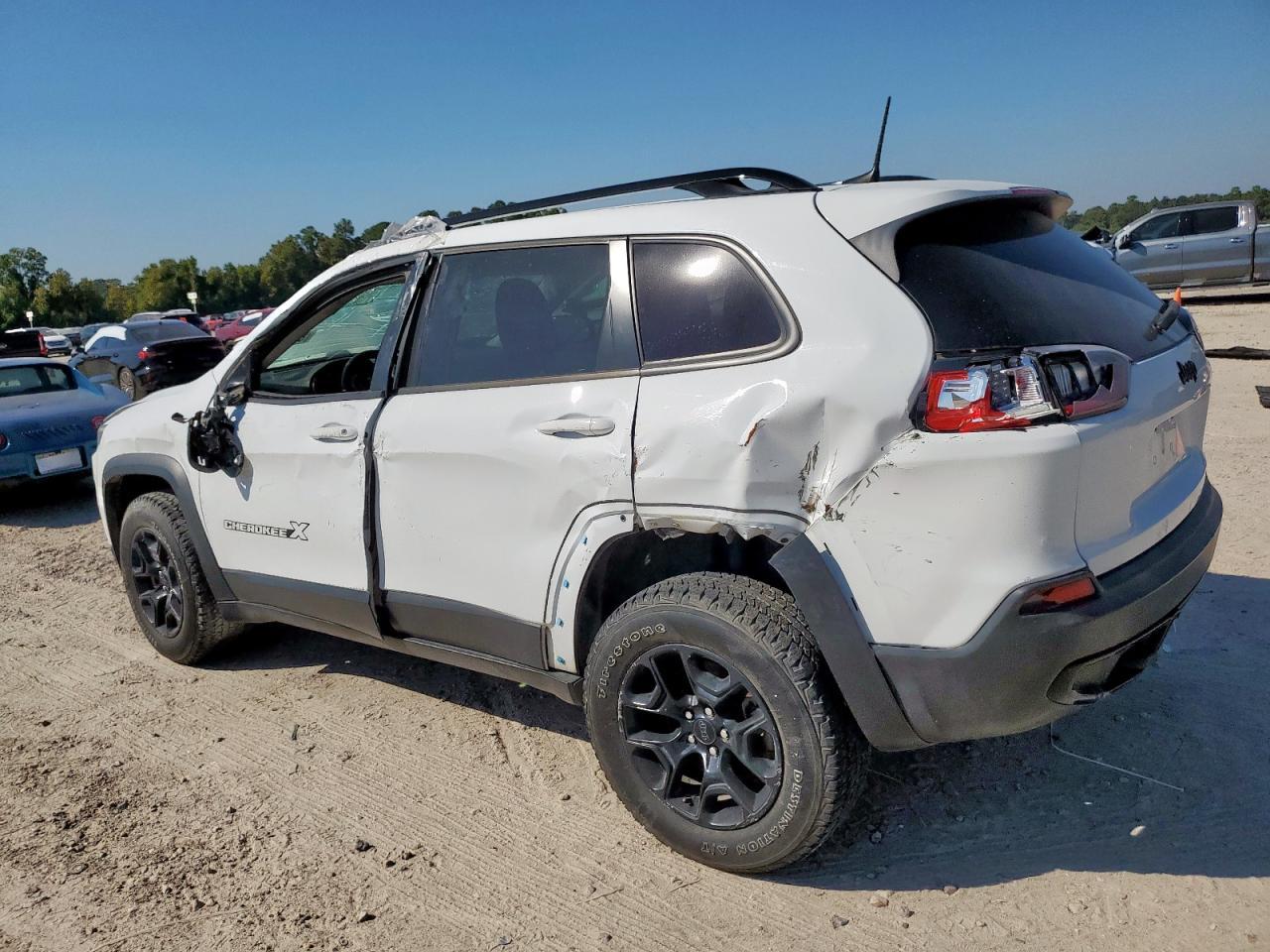2022 JEEP CHEROKEE