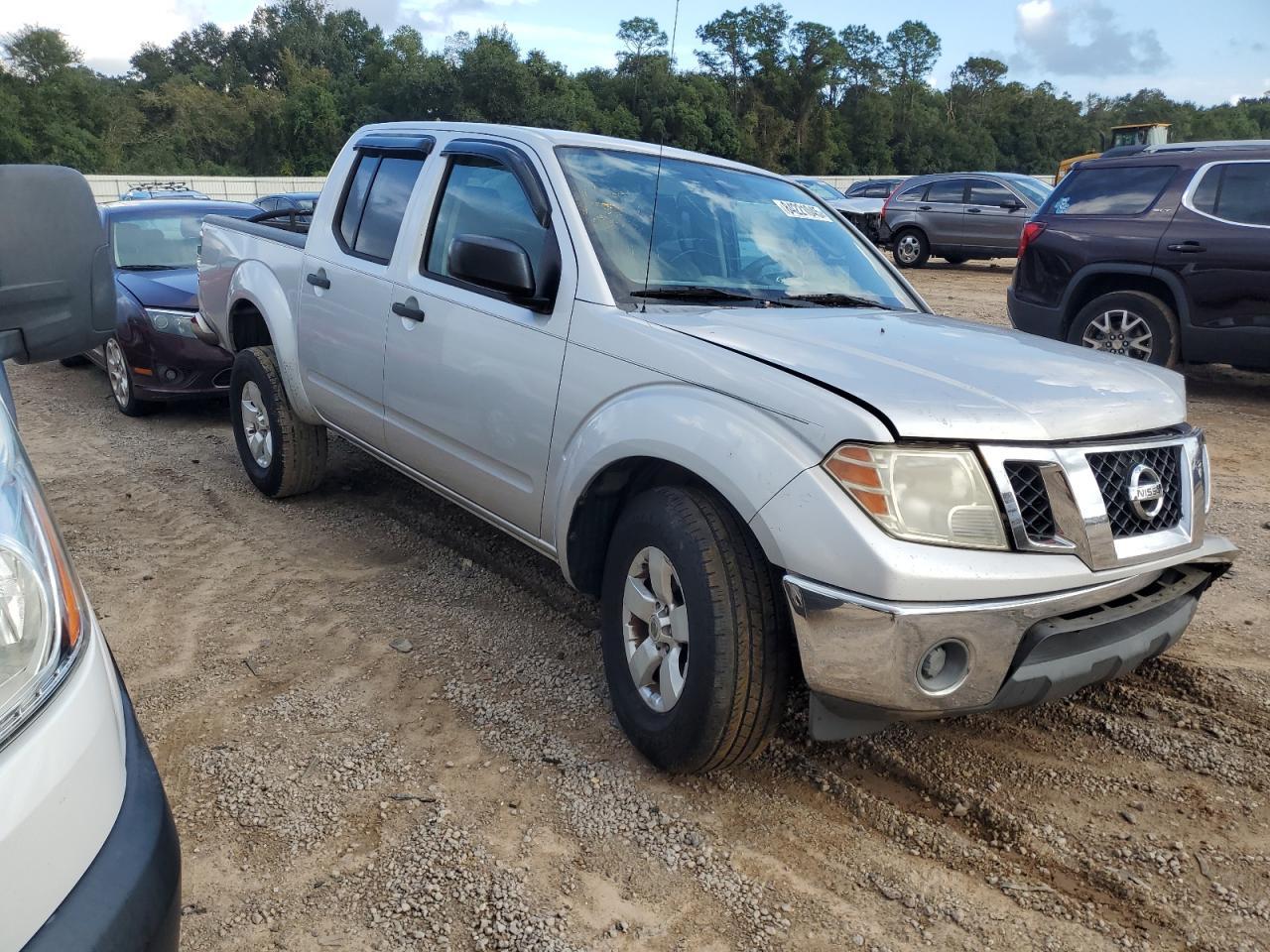 2010 NISSAN Frontier