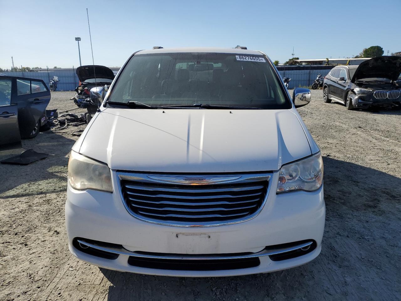 2012 CHRYSLER Town & Country