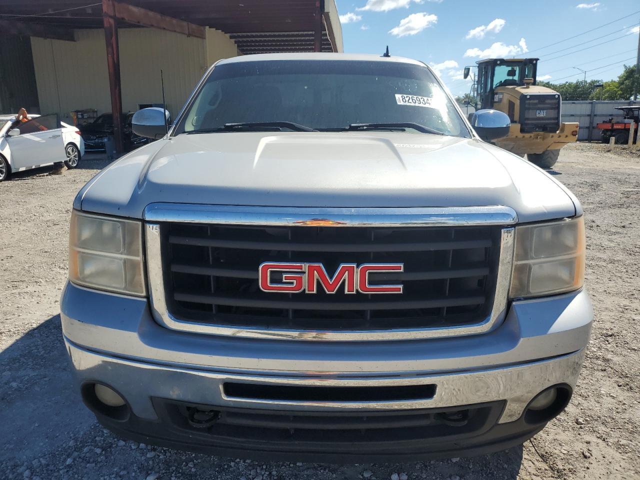 2010 GMC Sierra