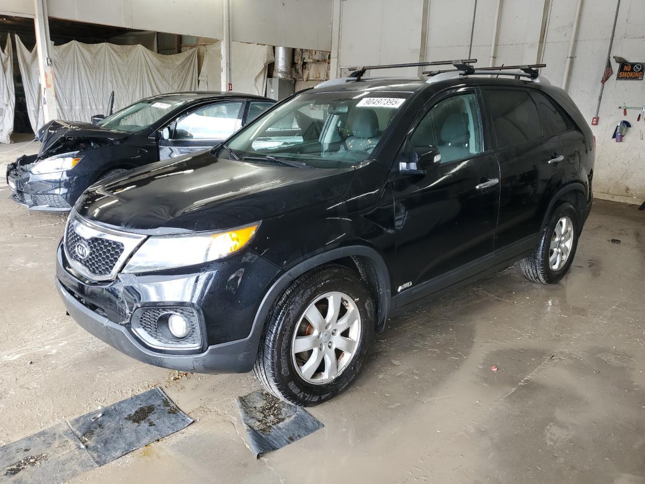 2013 KIA SORENTO