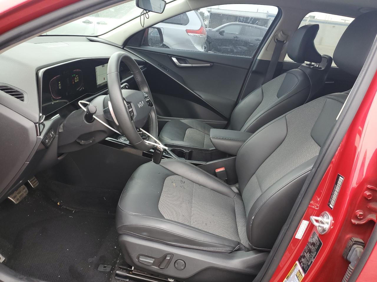 2023 KIA Niro