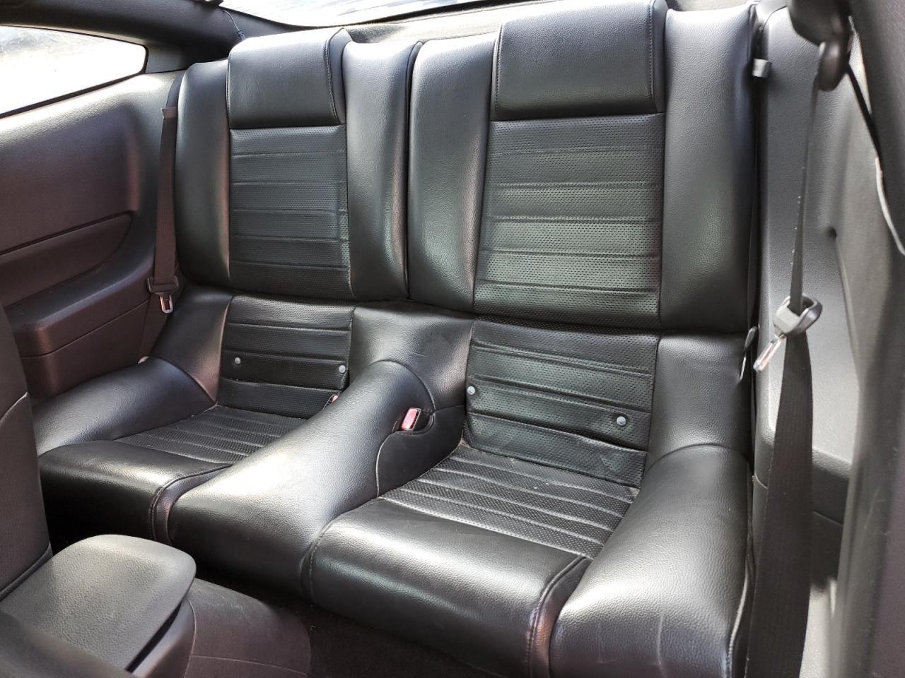 2005 FORD MUSTANG