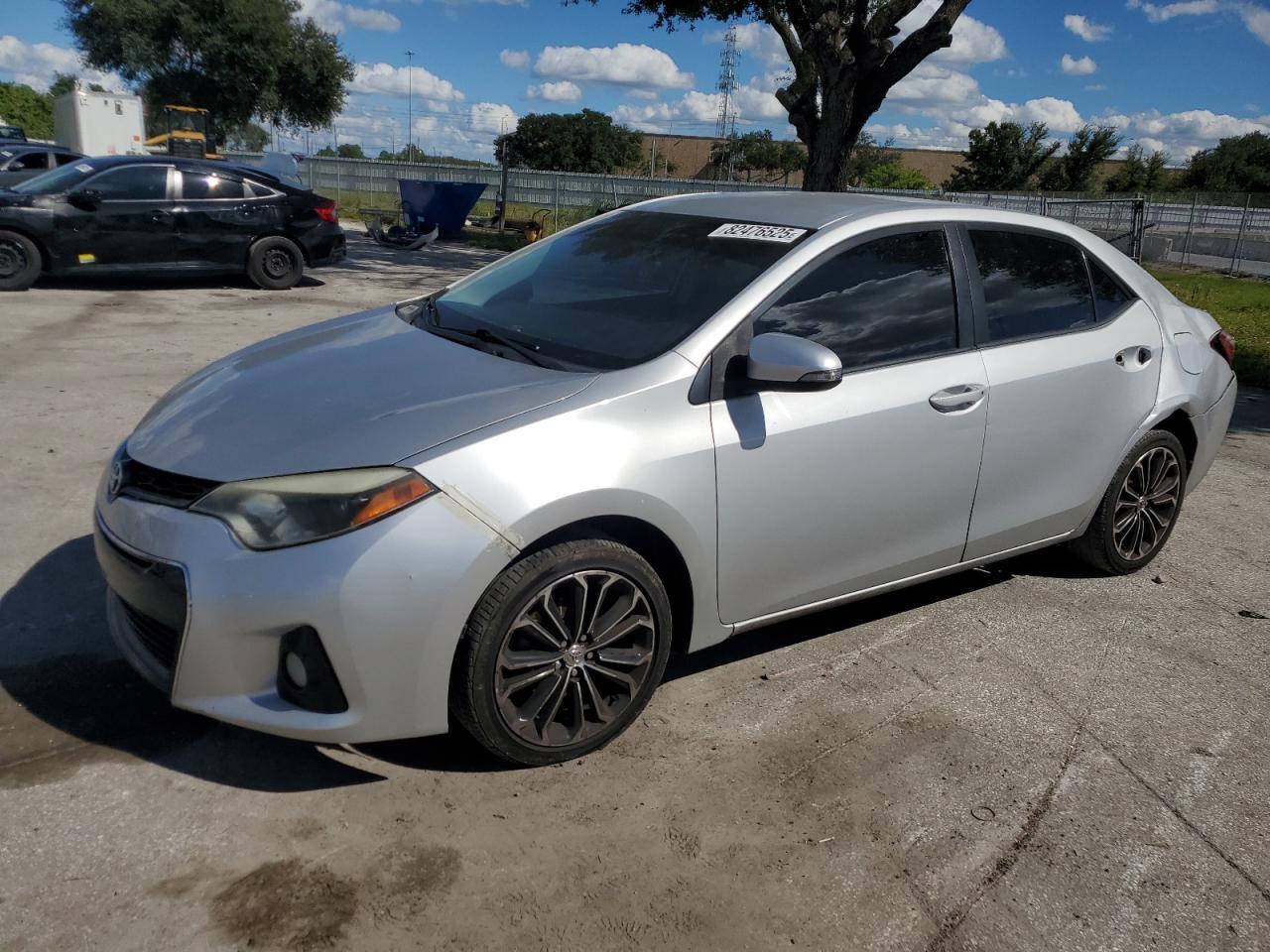 2016 TOYOTA COROLLA