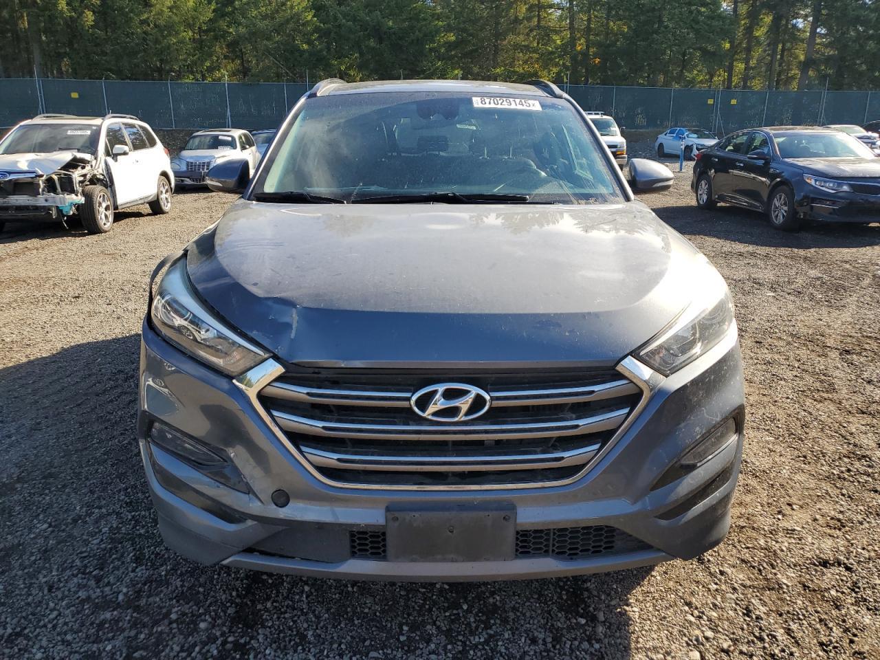 2016 HYUNDAI TUCSON