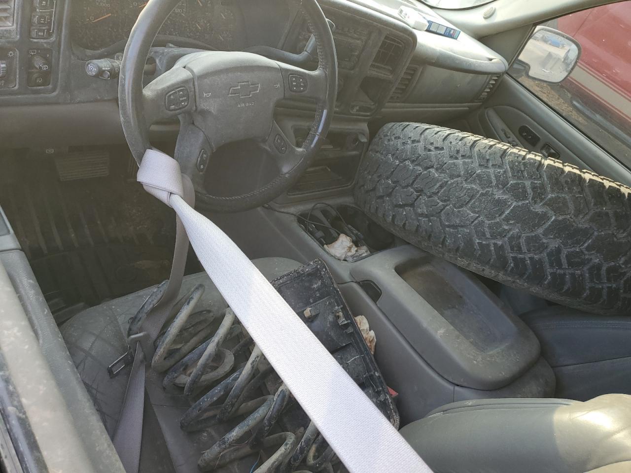 2004 CHEVROLET Tahoe