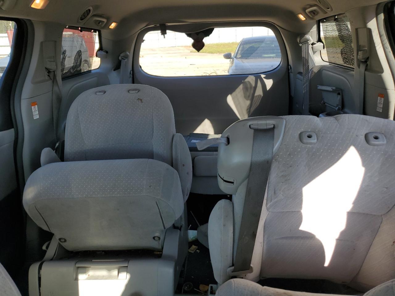 2019 TOYOTA SIENNA