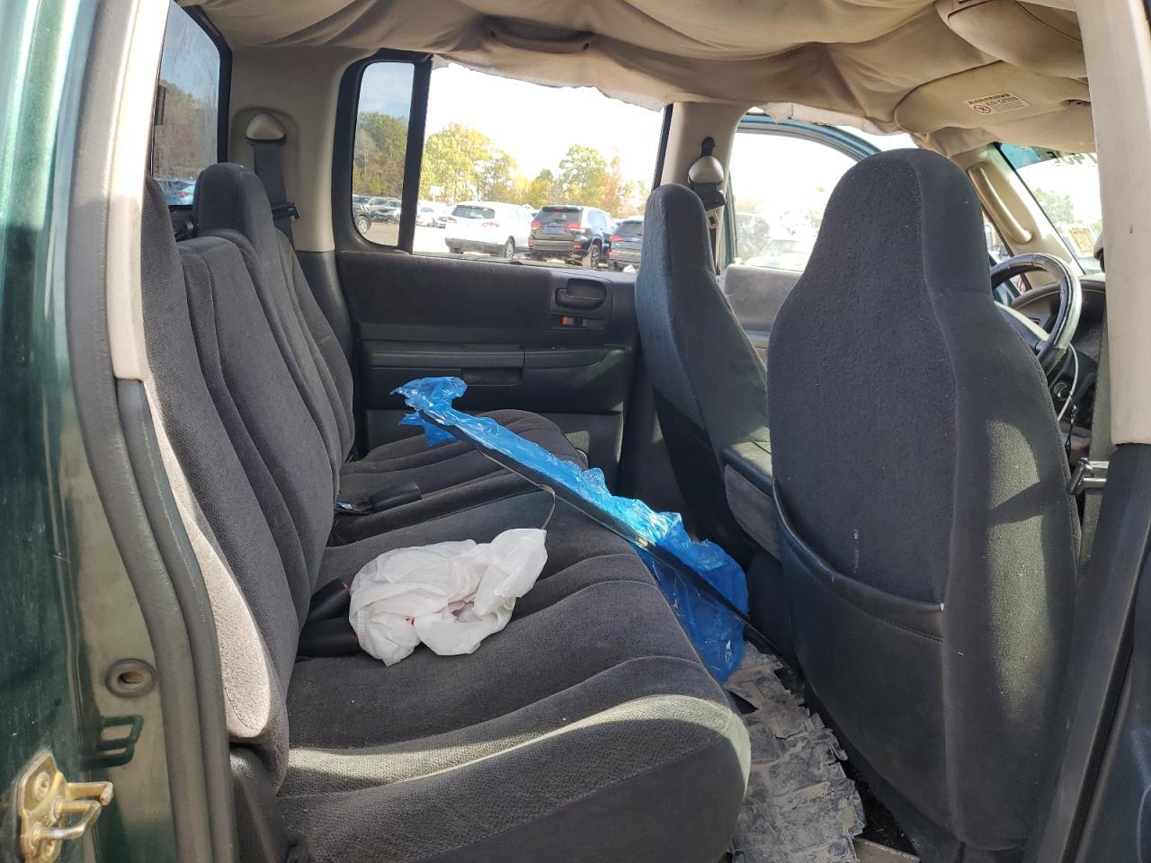 2002 DODGE Dakota