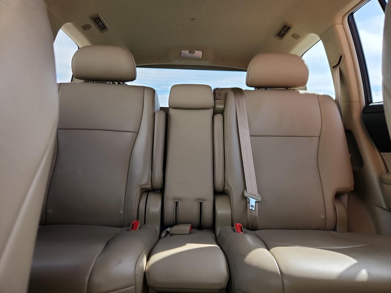2013 TOYOTA HIGHLANDER