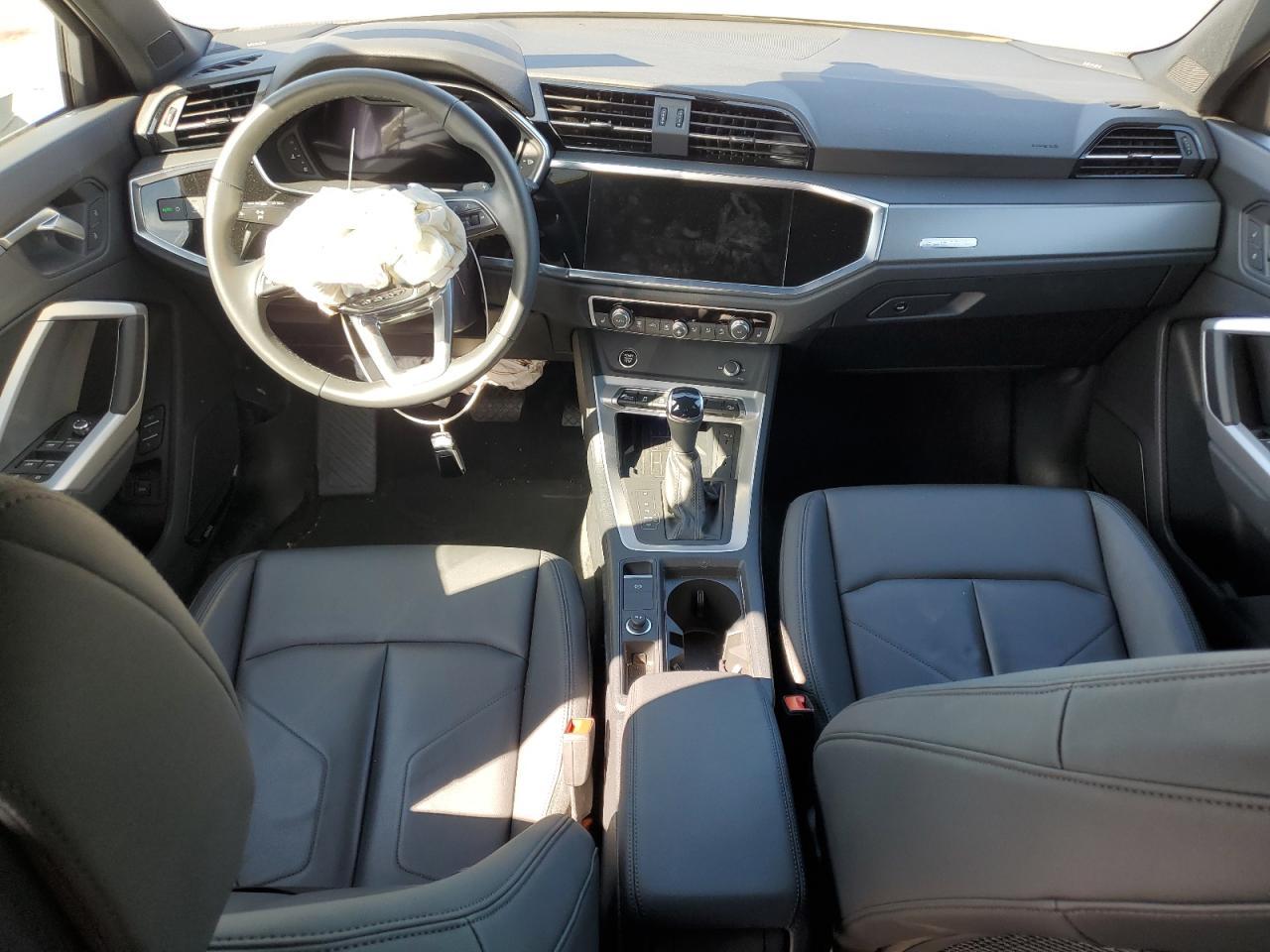 2024 AUDI Q3