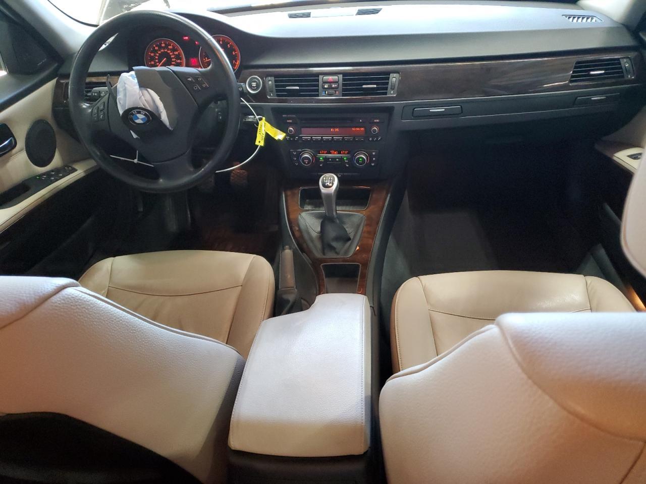 2011 BMW 3 SERIES