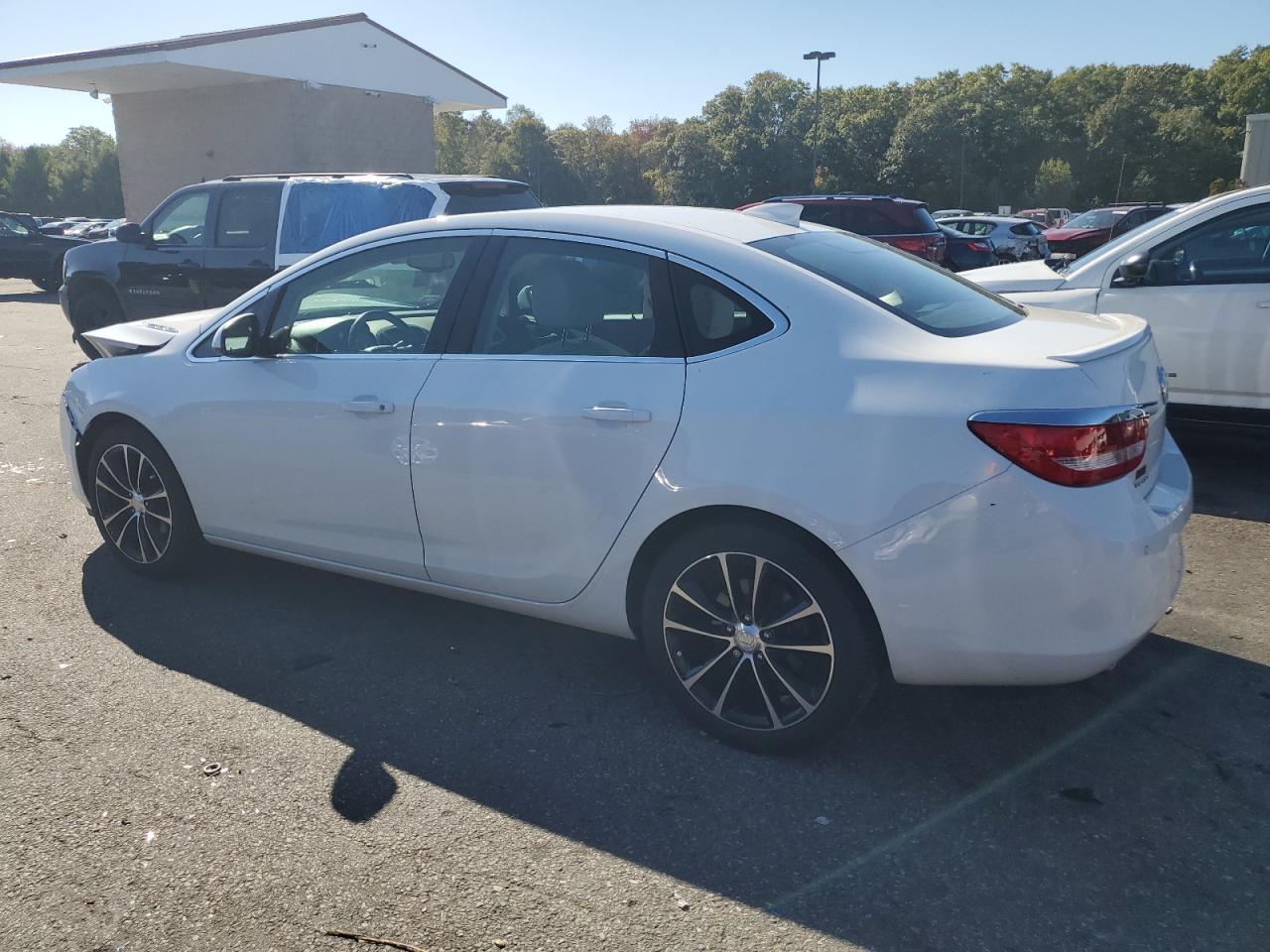 2016 BUICK VERANO