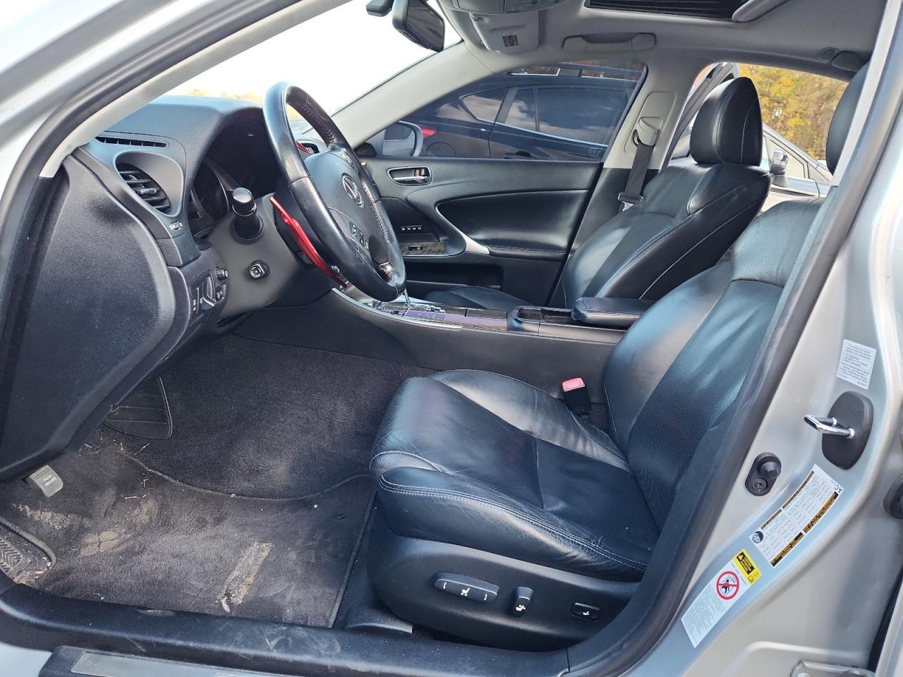 2009 LEXUS IS 250