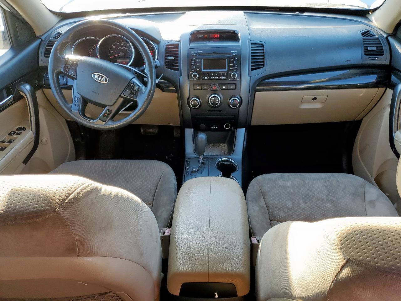 2011 KIA SORENTO