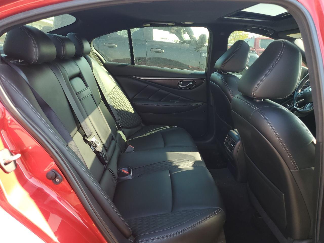 2017 INFINITI Q50