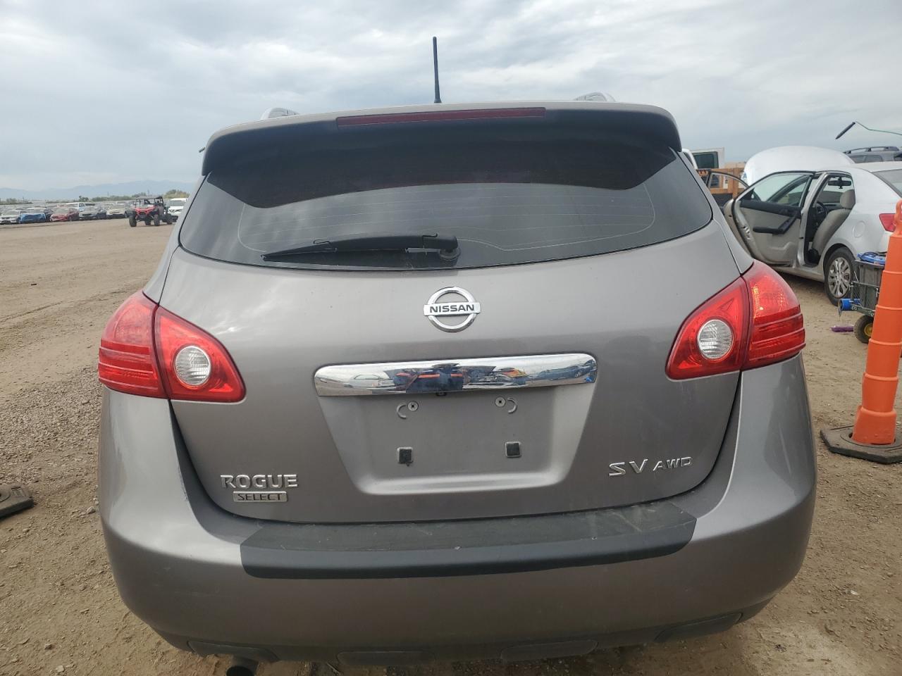 2015 NISSAN ROGUE