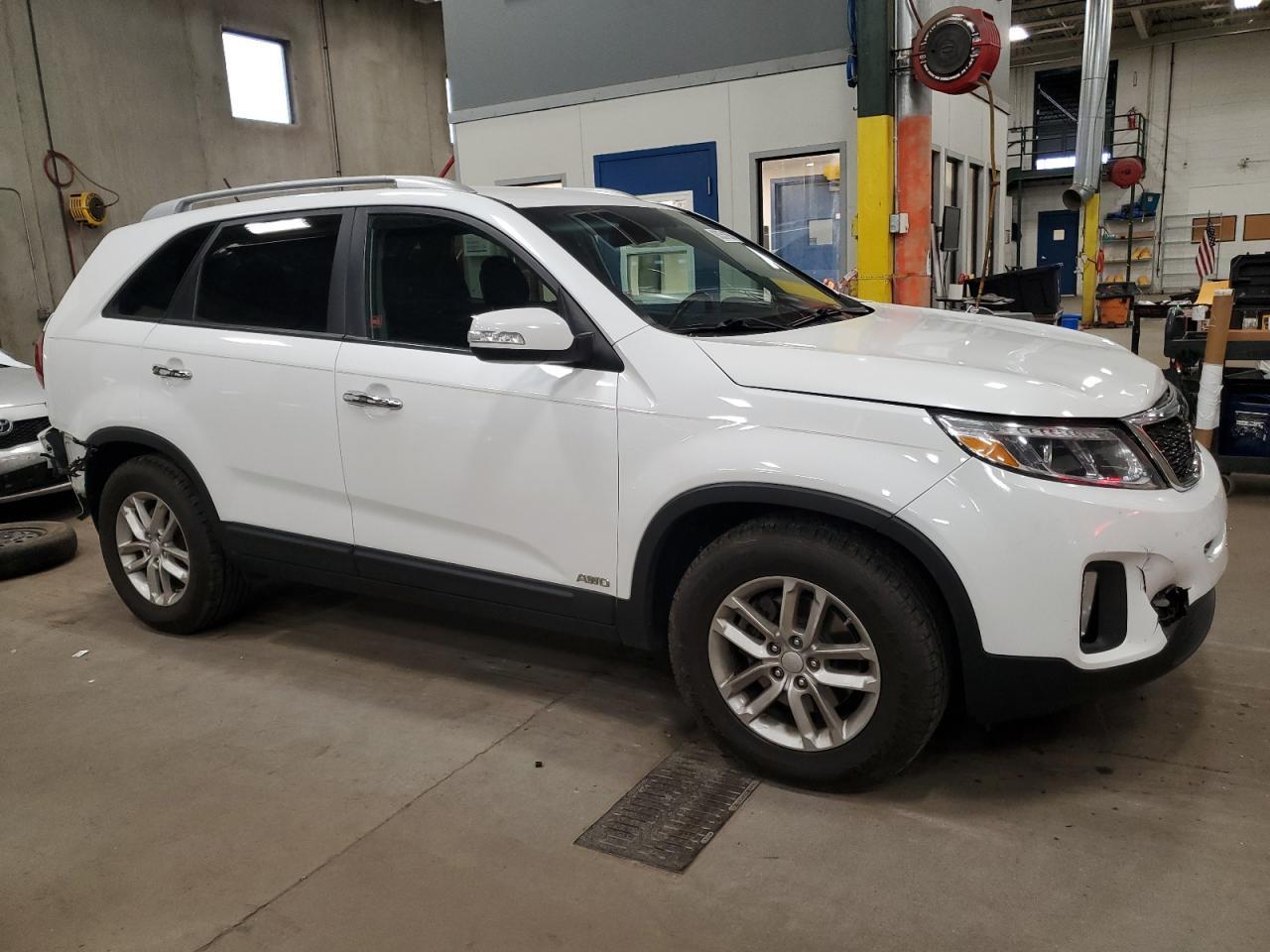 2014 KIA SORENTO