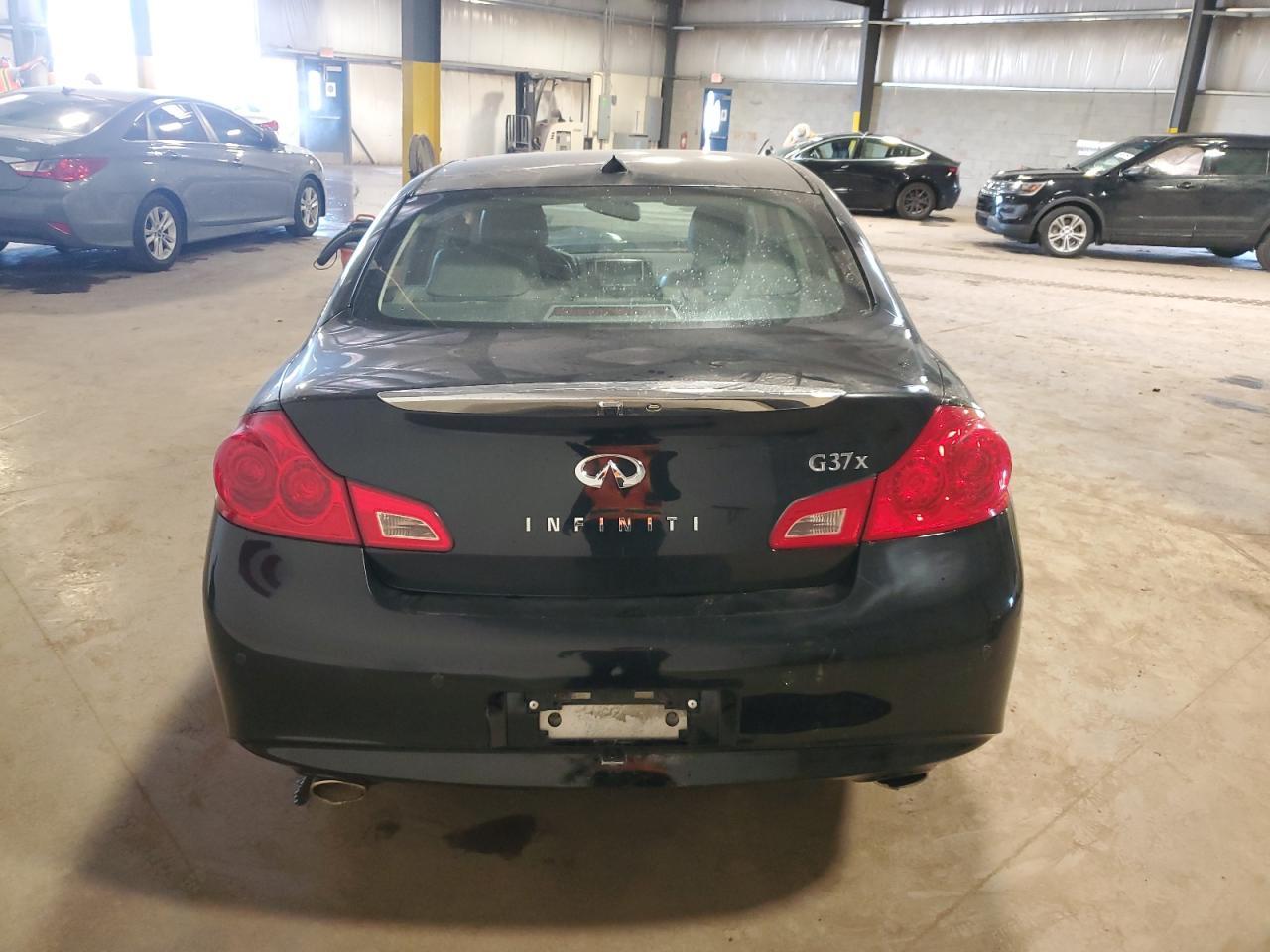 2012 INFINITI G37