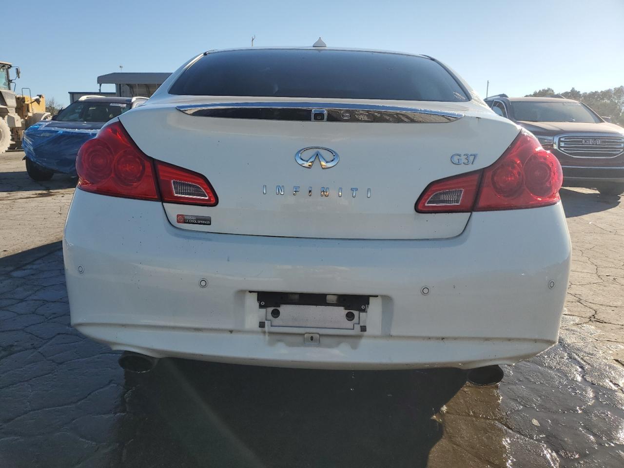 2012 INFINITI G37