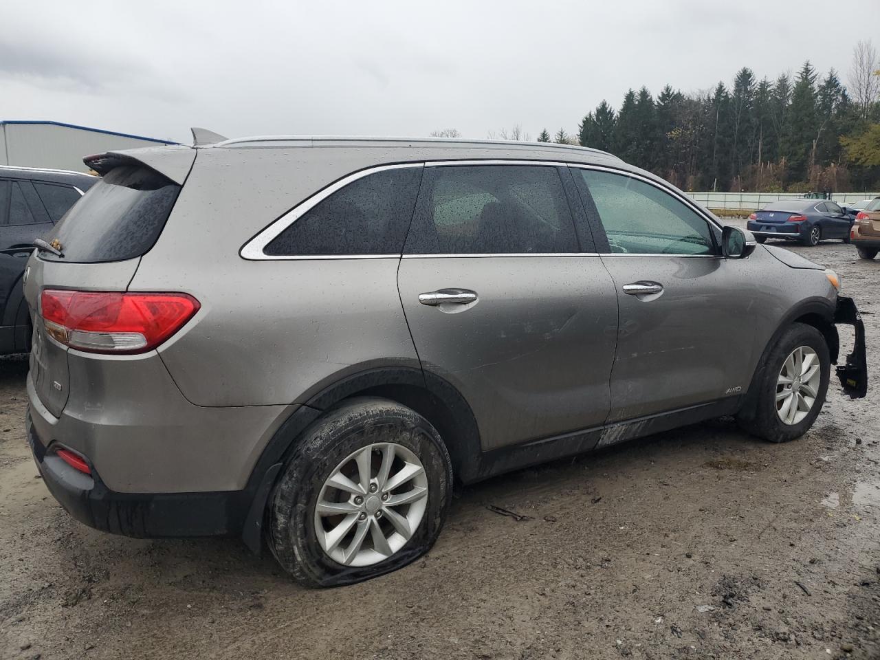 2016 KIA SORENTO