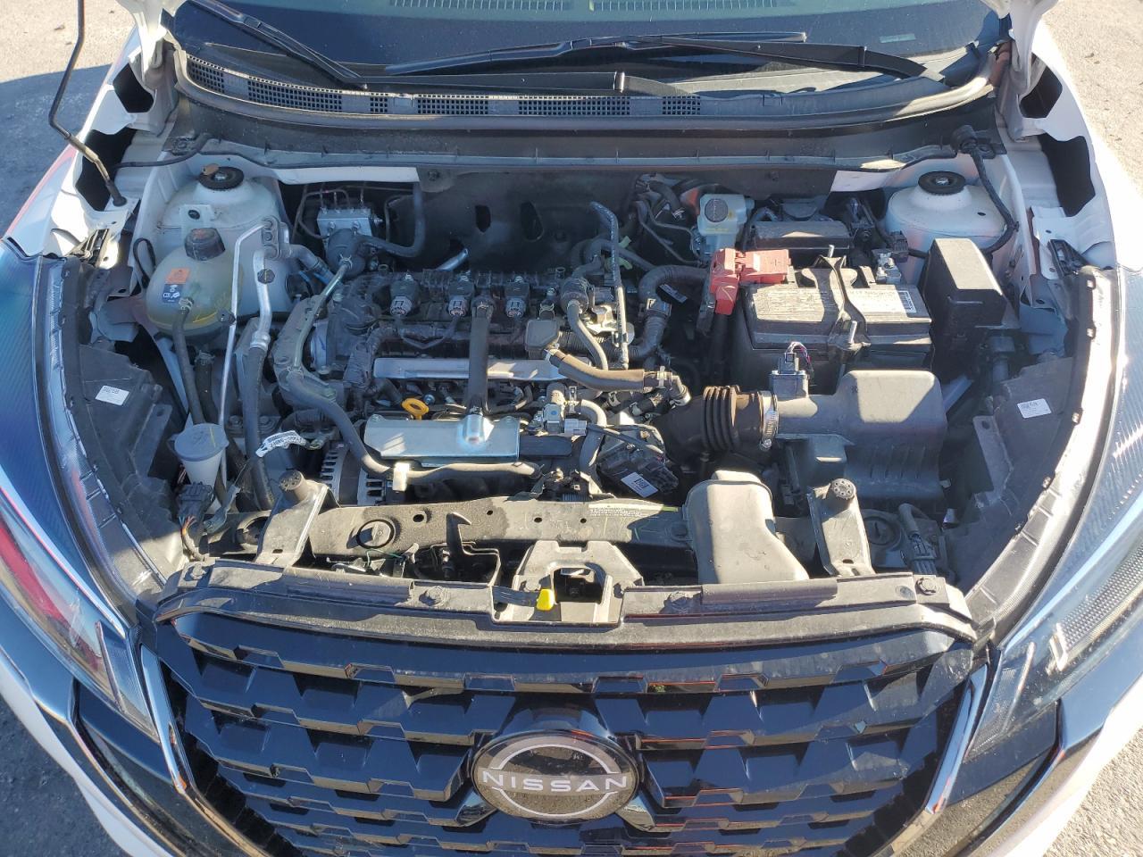 2023 NISSAN KICKS