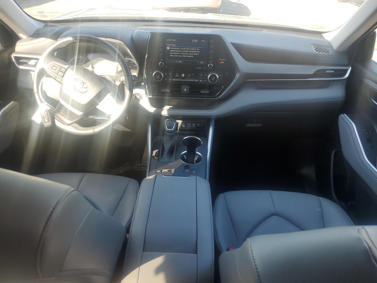 2022 TOYOTA HIGHLANDER