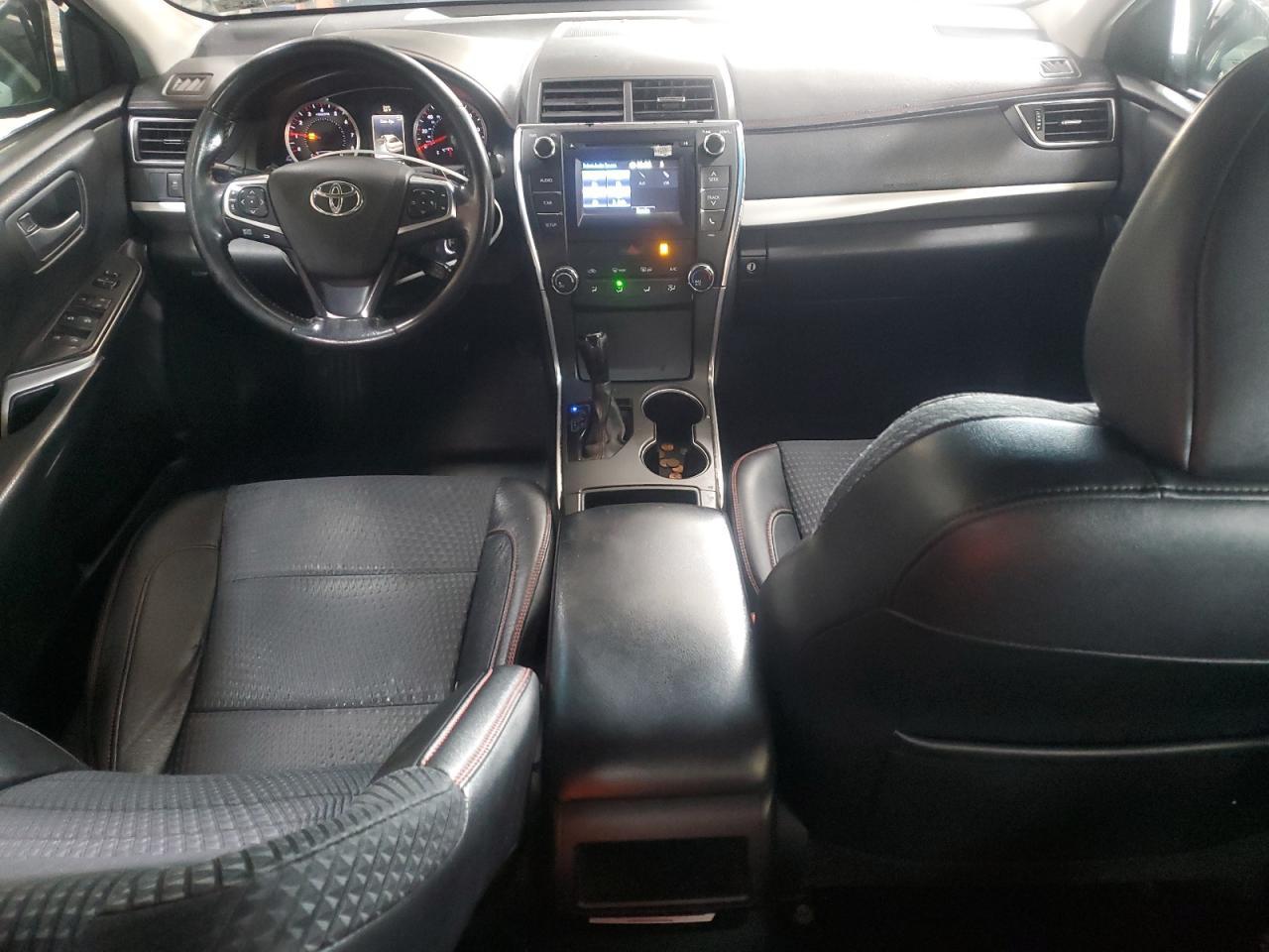 2015 TOYOTA CAMRY