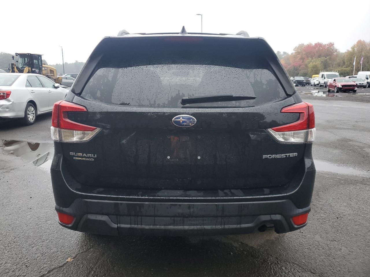 2021 SUBARU FORESTER