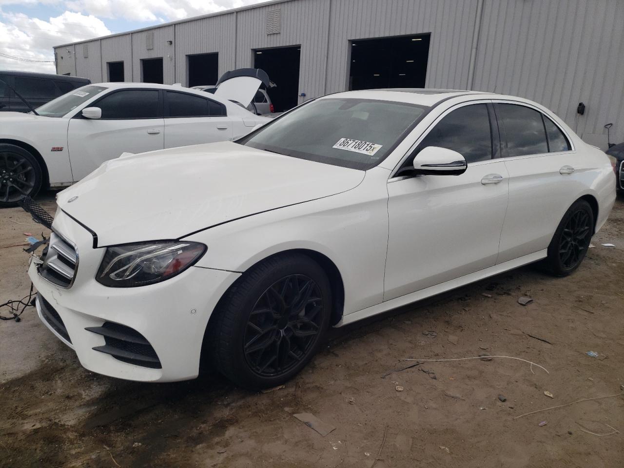 2017 MERCEDES-BENZ E-Class